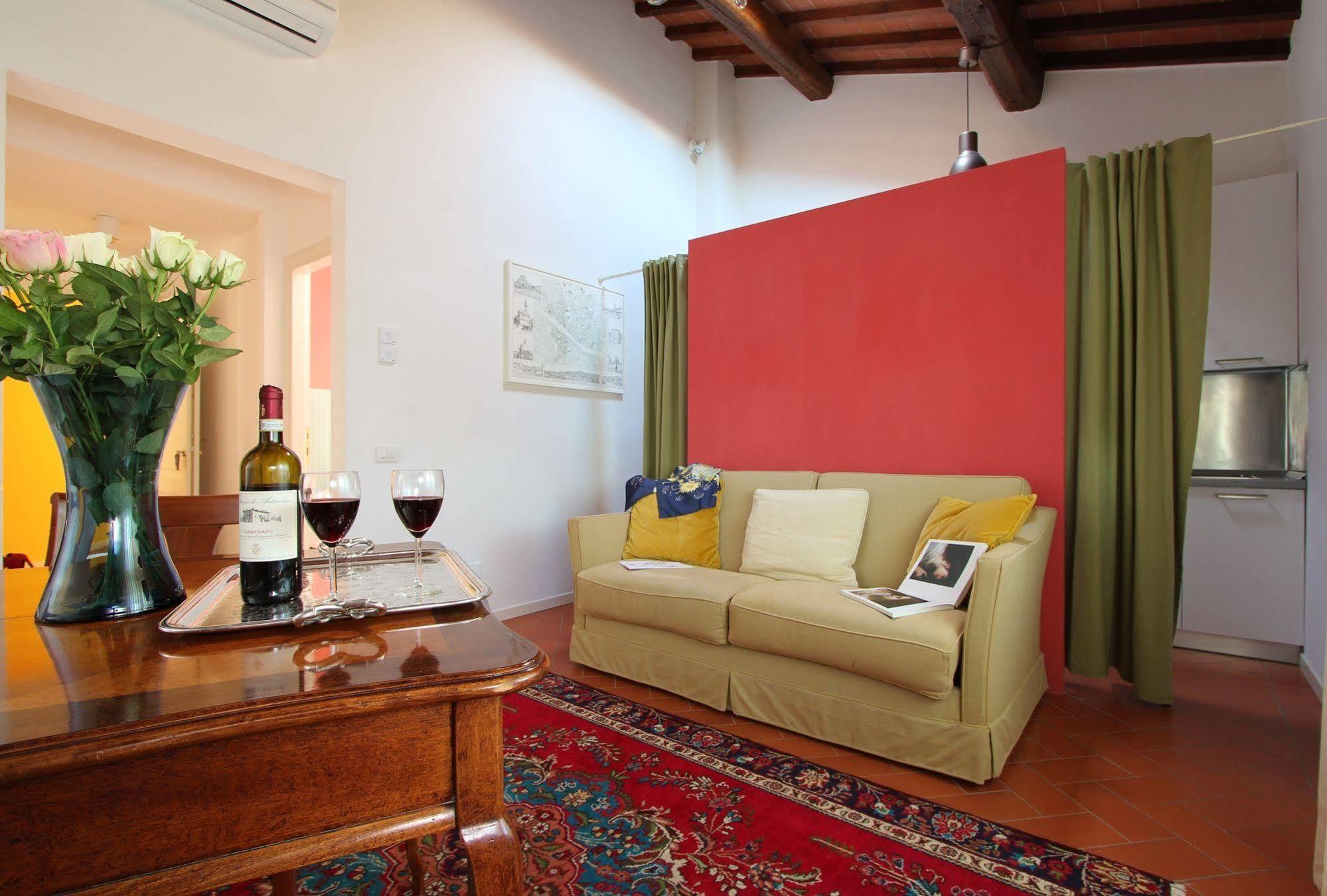 Florence View Apartments Екстер'єр фото