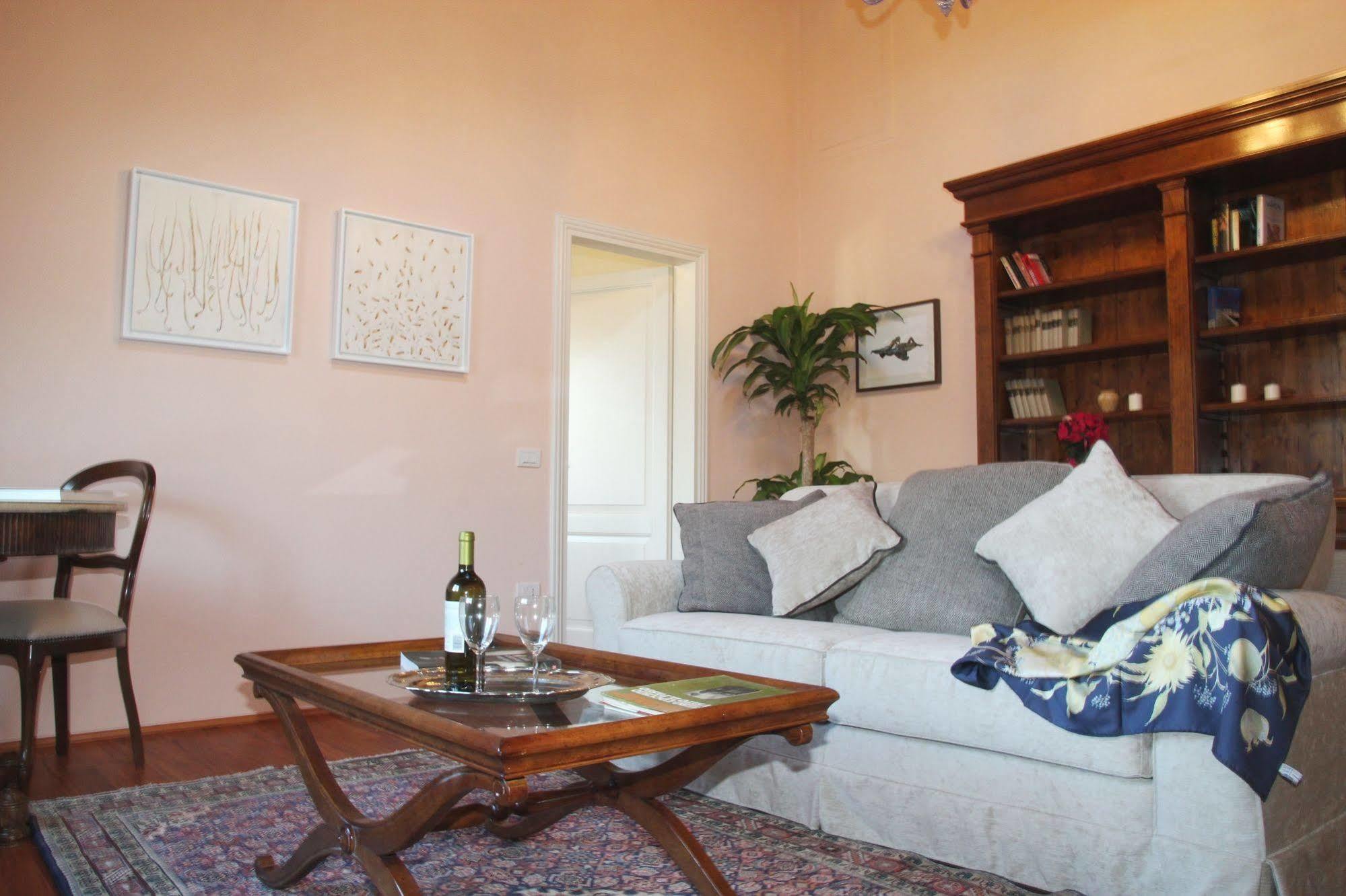Florence View Apartments Екстер'єр фото