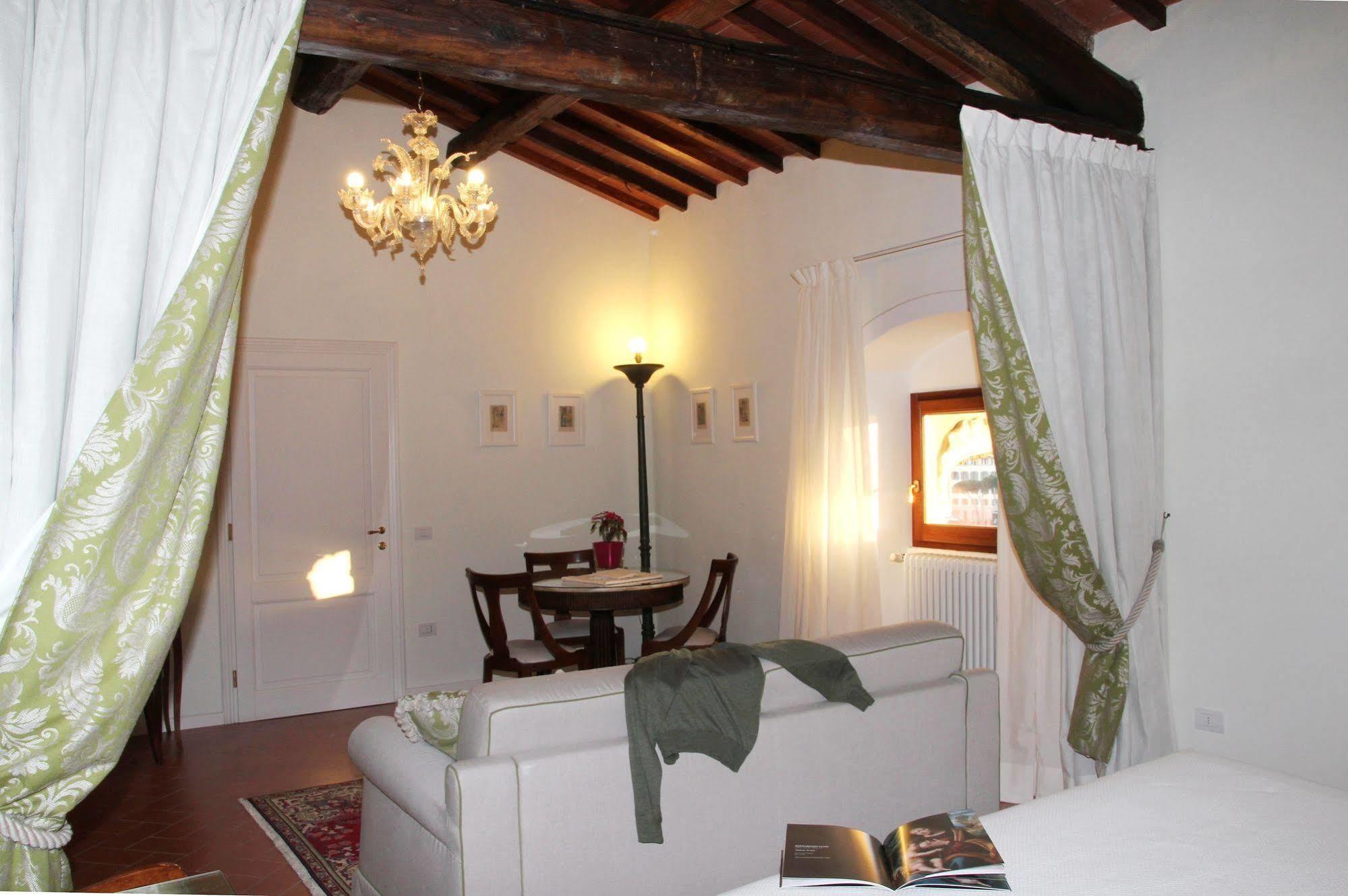 Florence View Apartments Екстер'єр фото